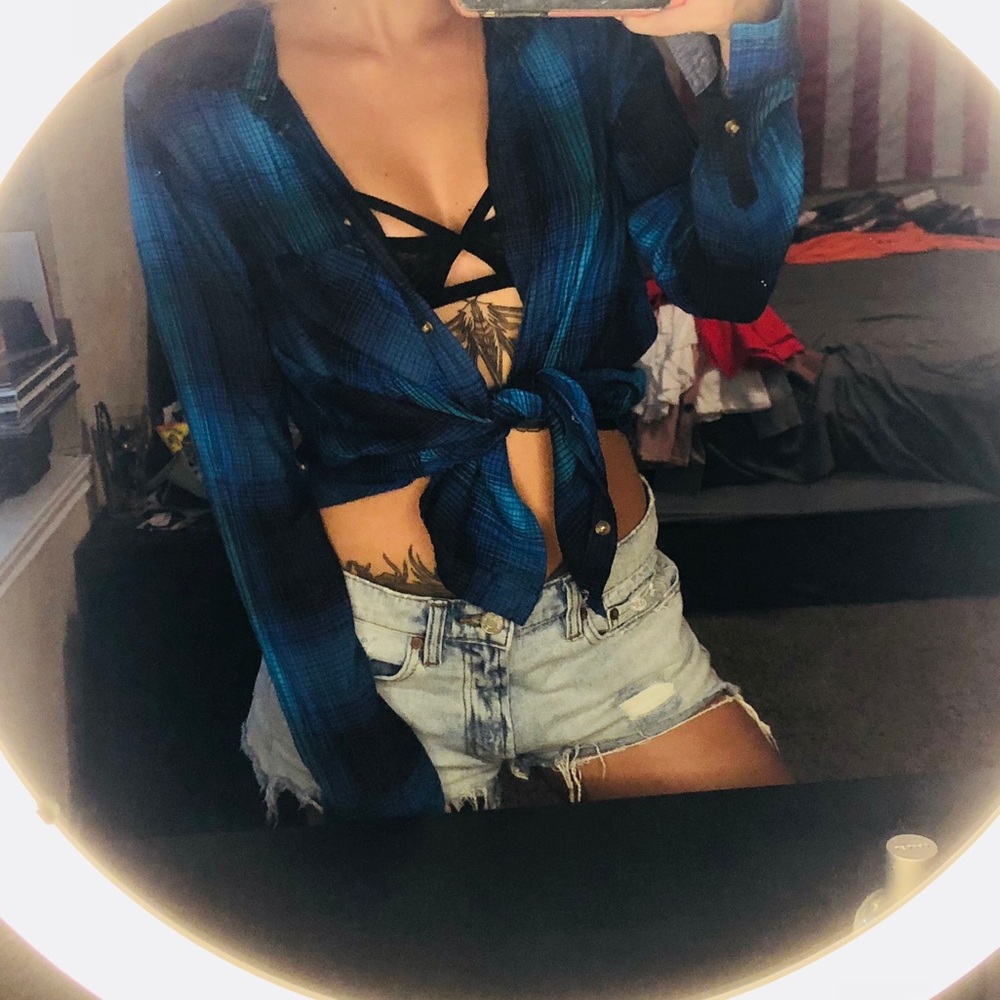 American Eagle blue flannel